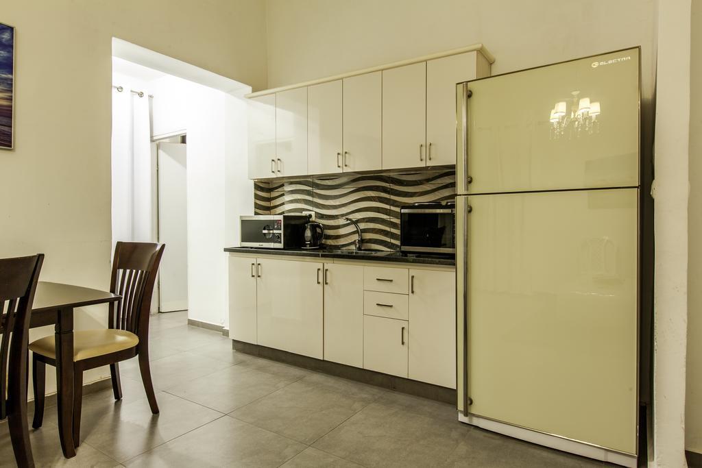 Sunset Beach Apartments Tel-Aviv Kültér fotó